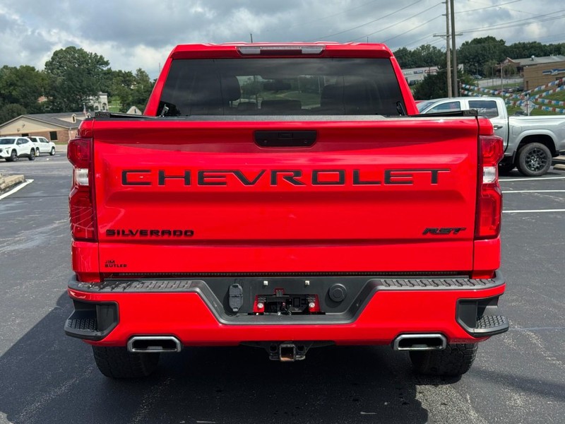 Chevrolet Silverado 1500 LTD Vehicle Image 04