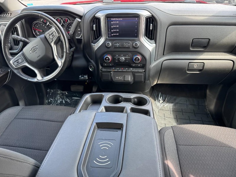 Chevrolet Silverado 1500 LTD Vehicle Image 11