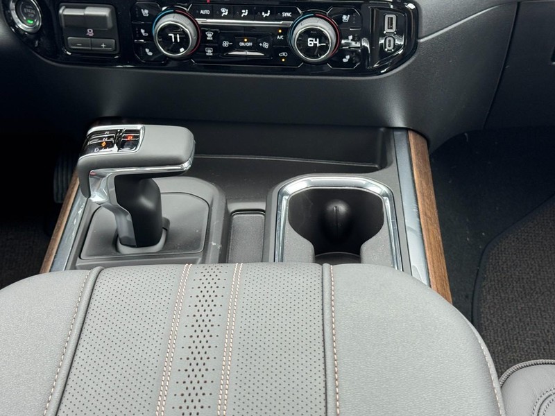 Chevrolet Silverado 1500 Vehicle Image 10