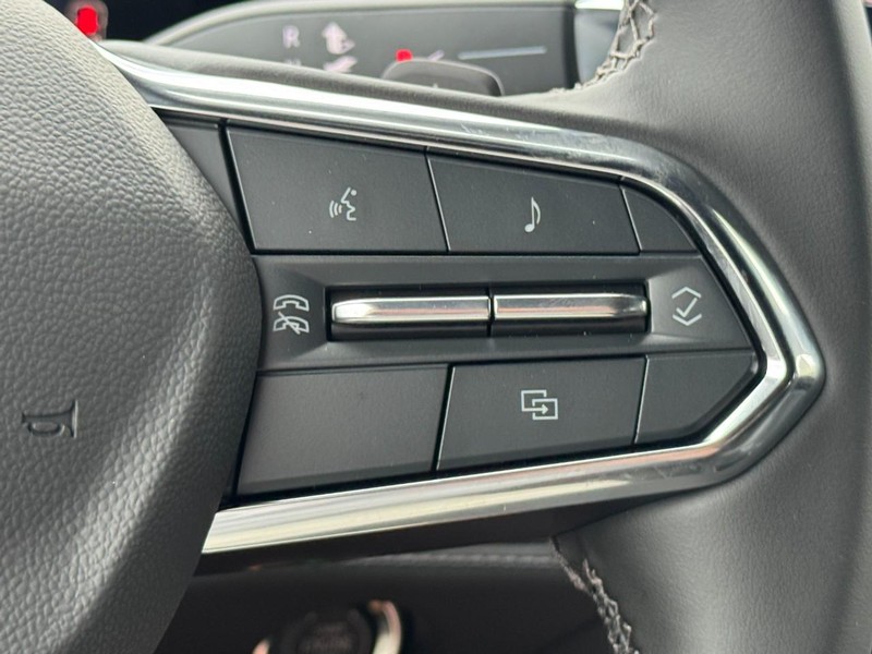 Chevrolet Tahoe Vehicle Image 12