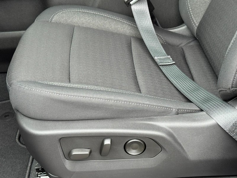 Chevrolet Tahoe Vehicle Image 14