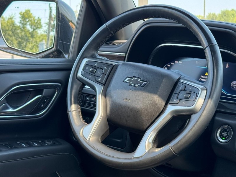 Chevrolet Tahoe Vehicle Image 12