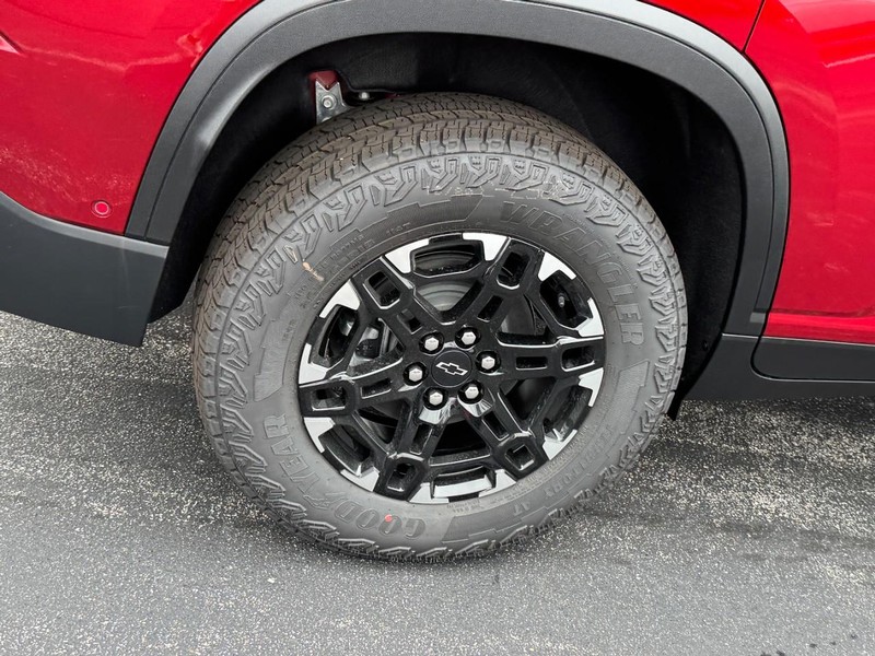 Chevrolet Traverse Vehicle Image 05