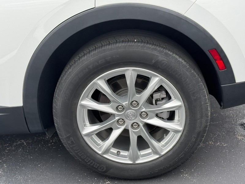 Buick Envision Vehicle Image 07