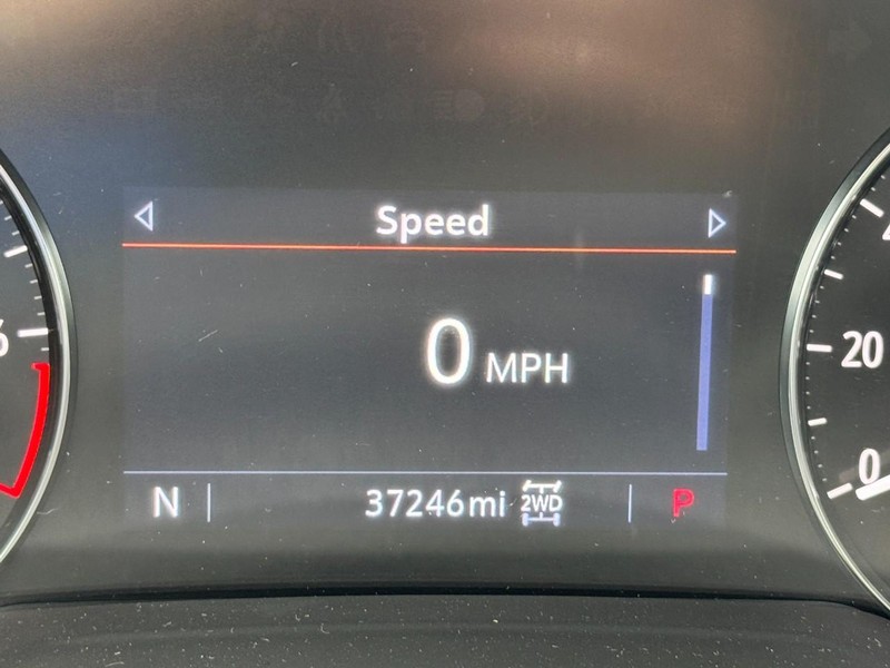 Buick Envision Vehicle Image 18