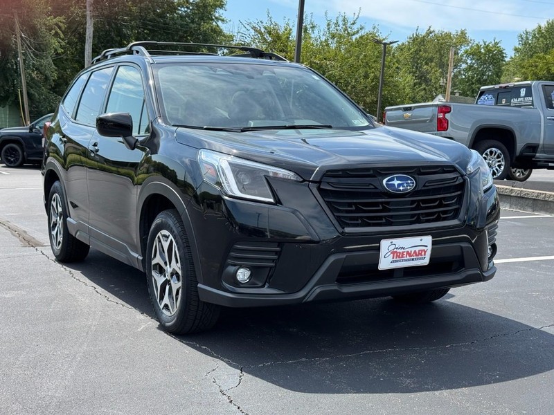 Subaru Forester Vehicle Image 02