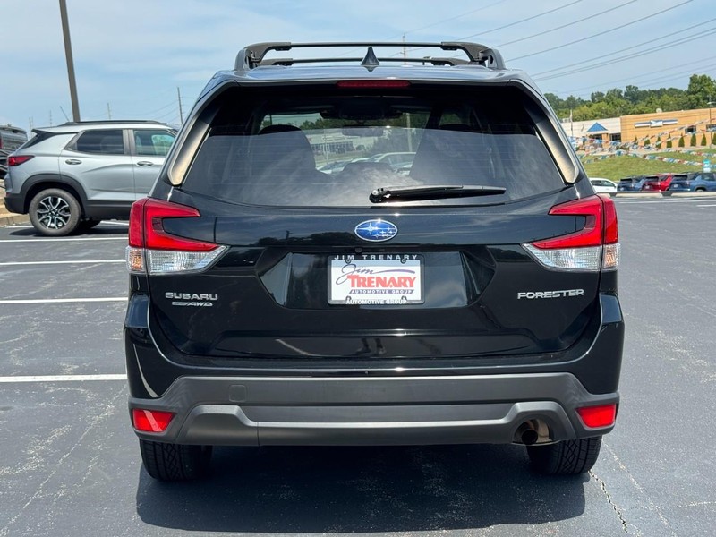 Subaru Forester Vehicle Image 04