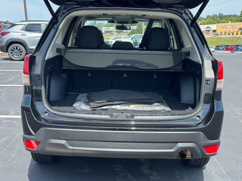 Subaru Forester Vehicle Image 05