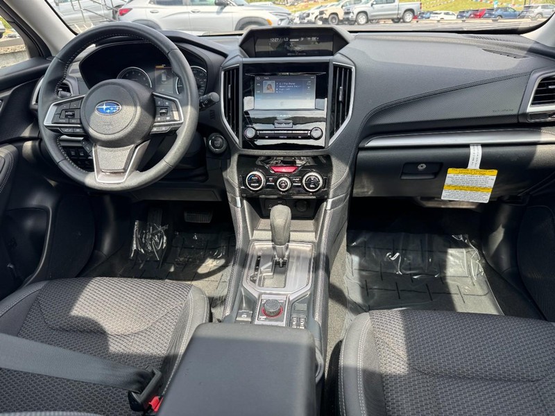 Subaru Forester Vehicle Image 11