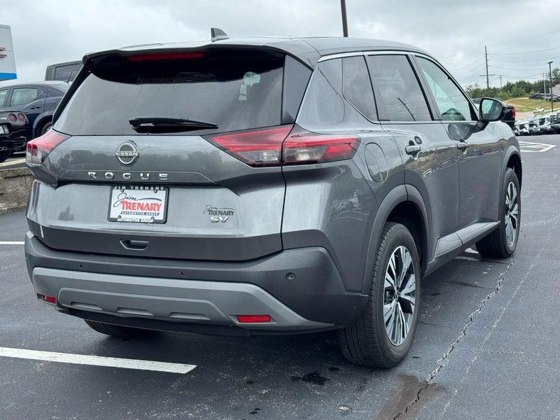 Nissan Rogue Vehicle Image 03
