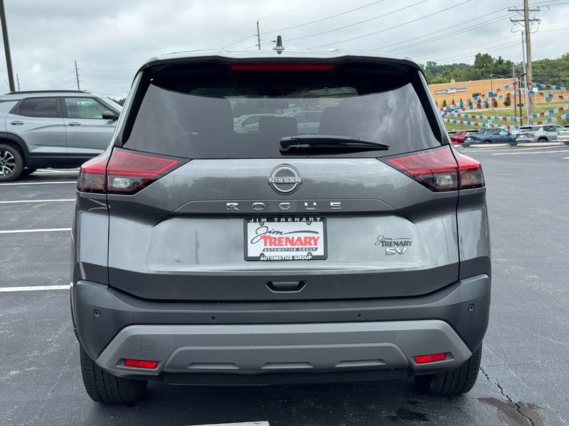 Nissan Rogue Vehicle Image 04