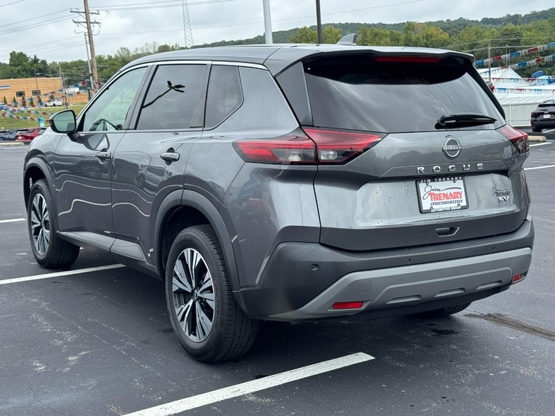 Nissan Rogue Vehicle Image 06