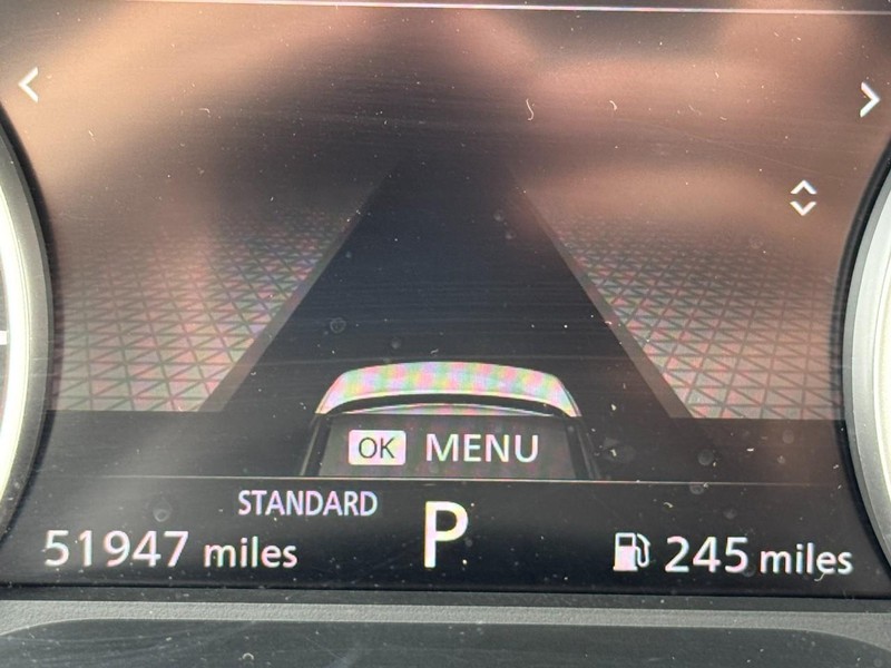 Nissan Rogue Vehicle Image 18