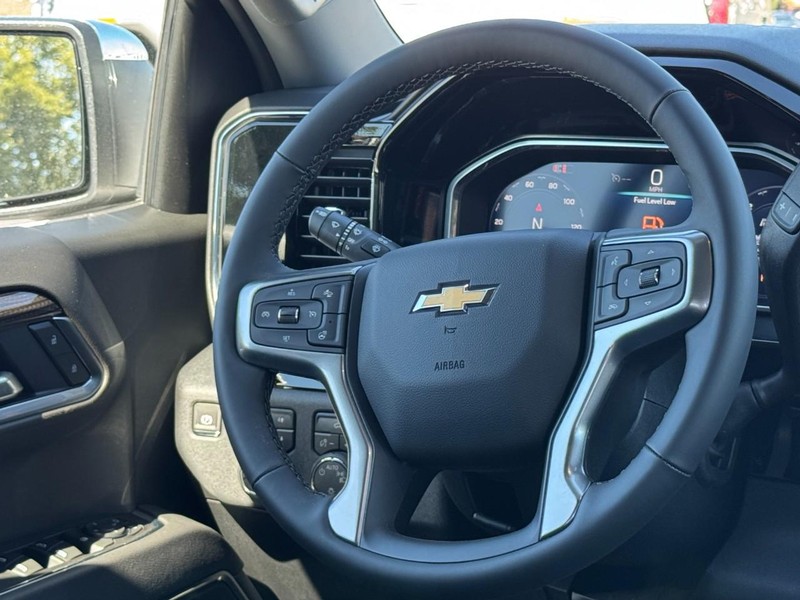 Chevrolet Silverado 1500 Vehicle Image 08