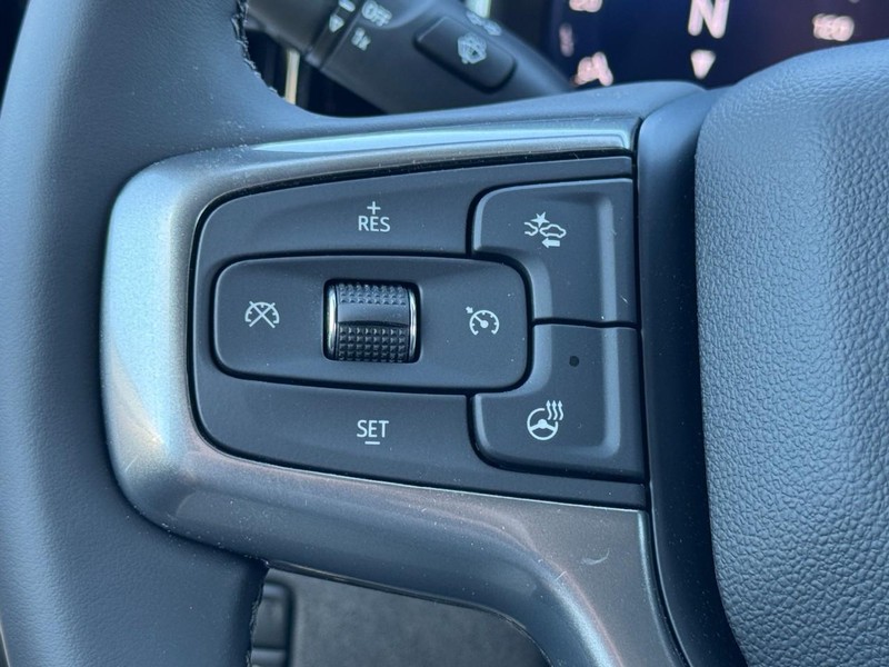 Chevrolet Silverado 1500 Vehicle Image 11