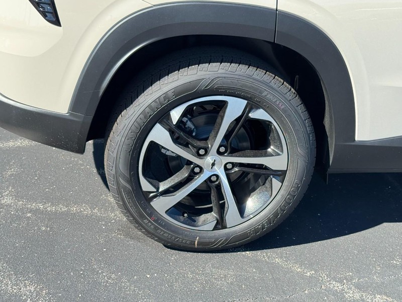 Chevrolet Trax Vehicle Image 05