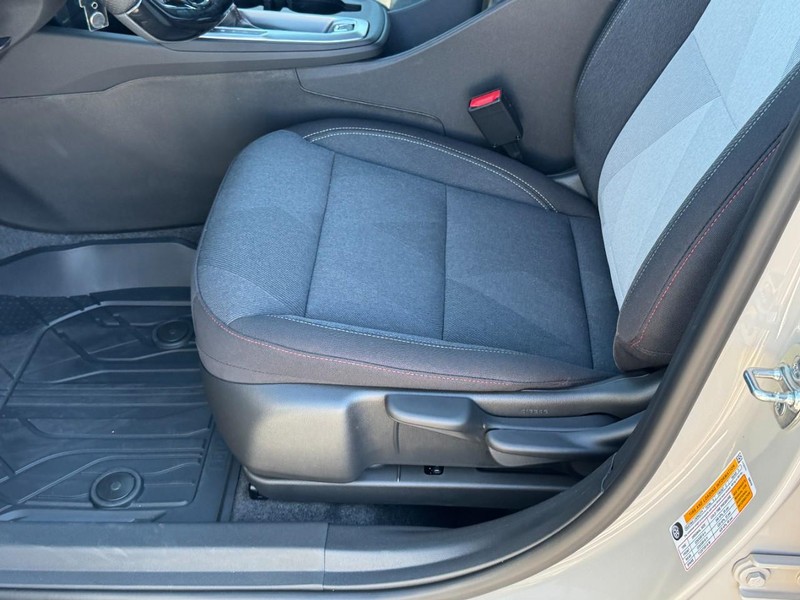 Chevrolet Trax Vehicle Image 16