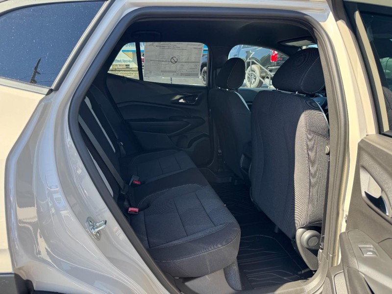 Chevrolet Trax Vehicle Image 06