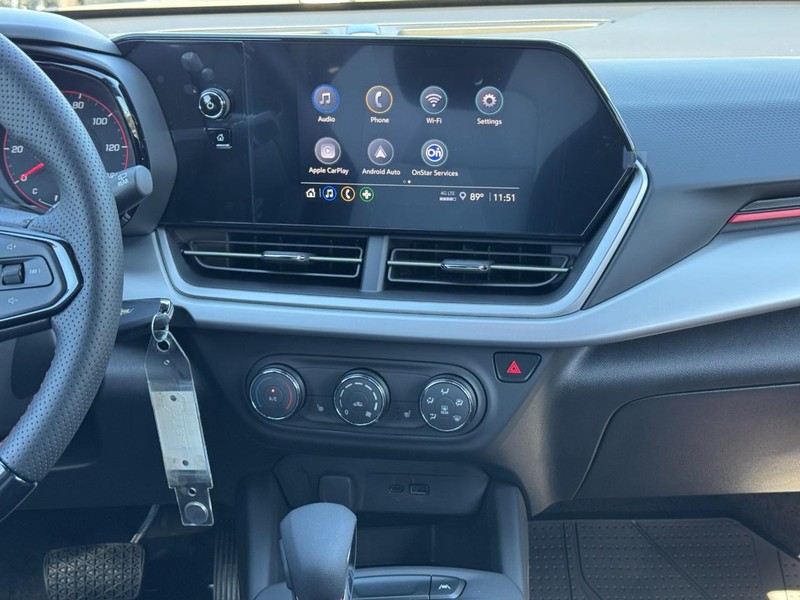 Chevrolet Trax Vehicle Image 09