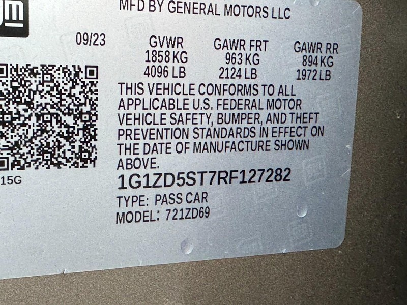 Chevrolet Malibu Vehicle Image 23