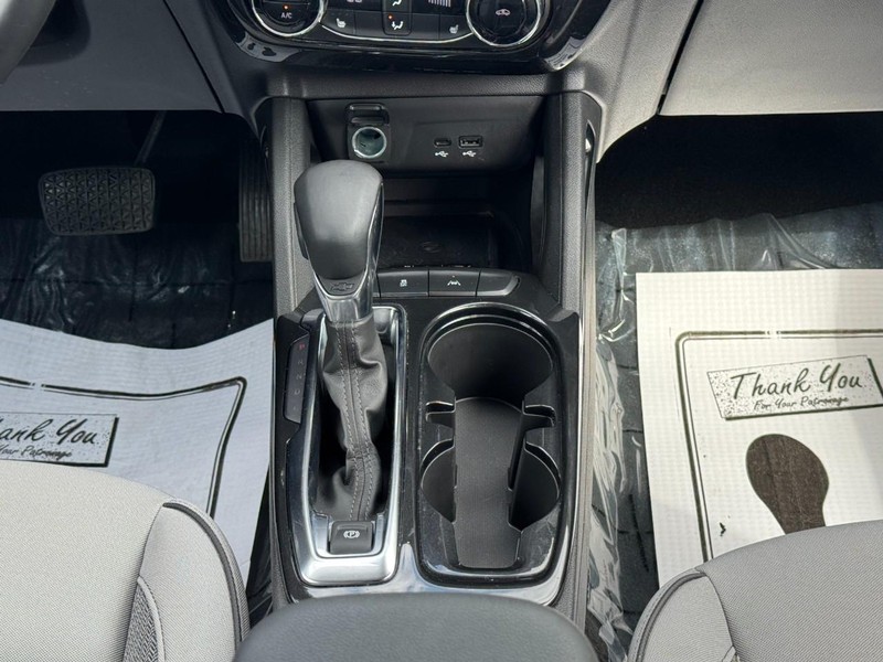 Chevrolet TrailBlazer Vehicle Image 14