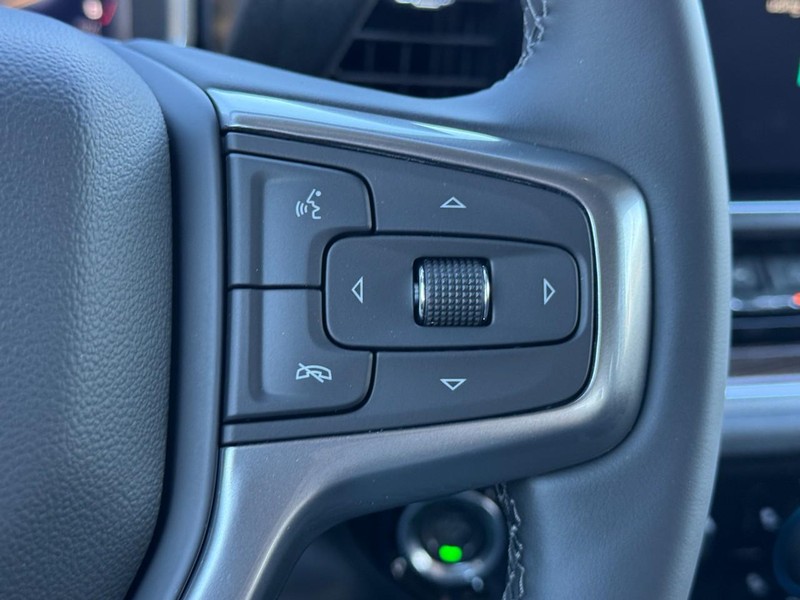 Chevrolet Silverado 1500 Vehicle Image 12