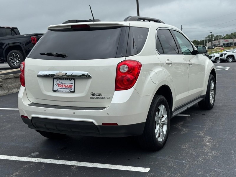 Chevrolet Equinox Vehicle Full-screen Gallery Image 03