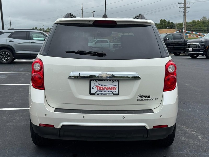 Chevrolet Equinox Vehicle Full-screen Gallery Image 04