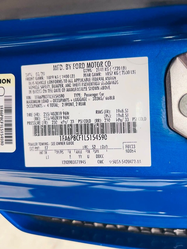 Ford Mustang Vehicle Full-screen Gallery Image 25