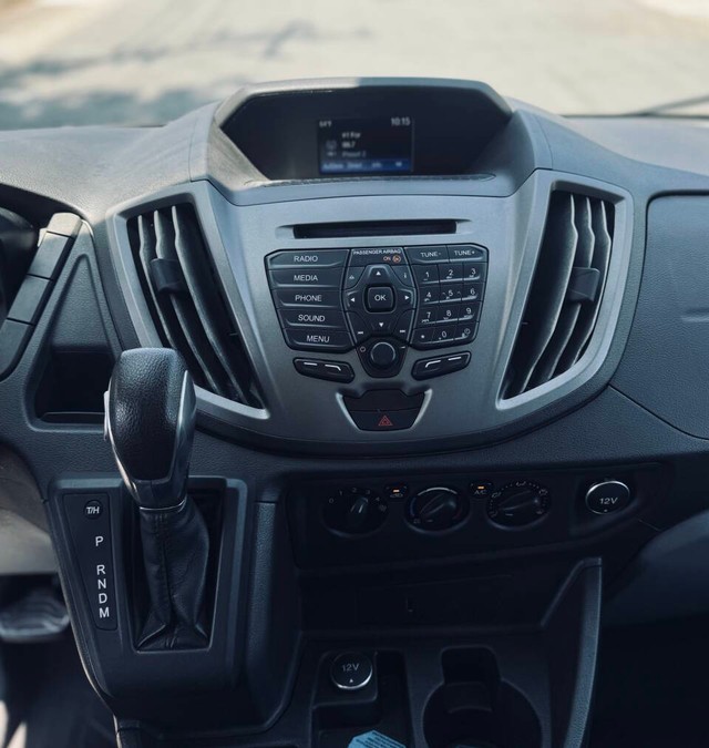 Ford Transit Van Vehicle Full-screen Gallery Image 13