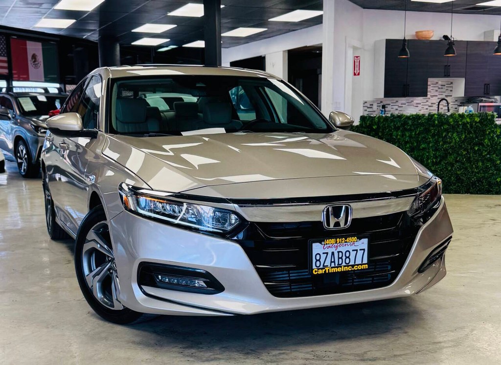 Honda Accord Vehicle Full-screen Gallery Image 02