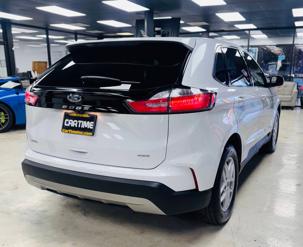 Ford Edge Vehicle Full-screen Gallery Image 07