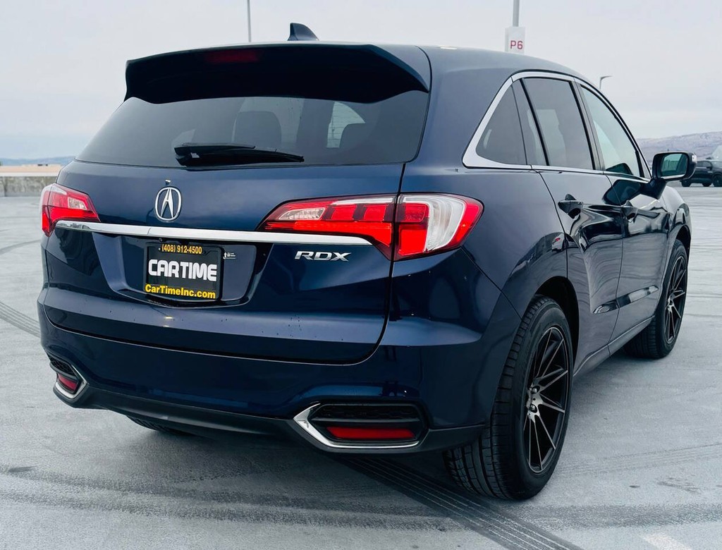 Acura RDX Vehicle Full-screen Gallery Image 08