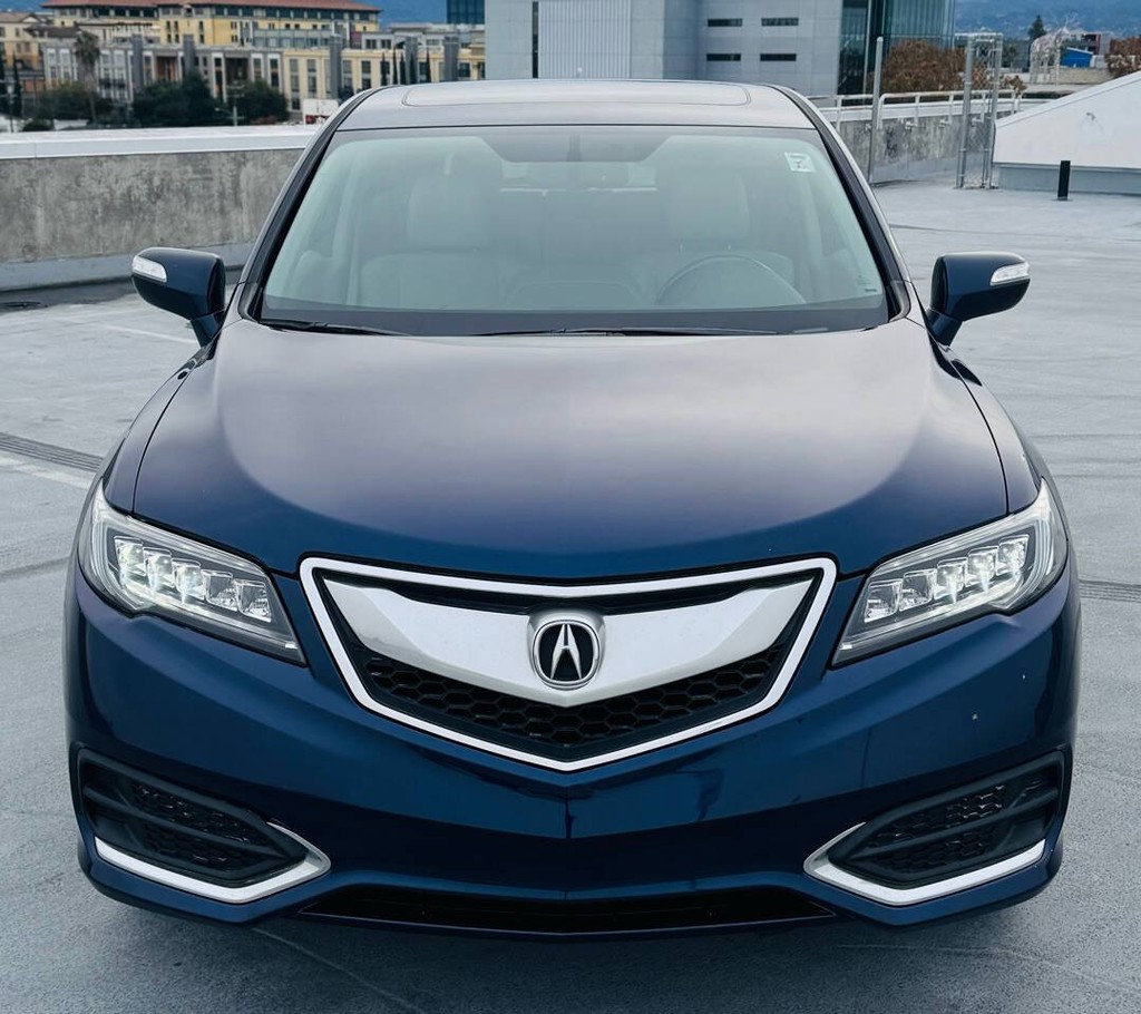 Acura RDX Vehicle Full-screen Gallery Image 11