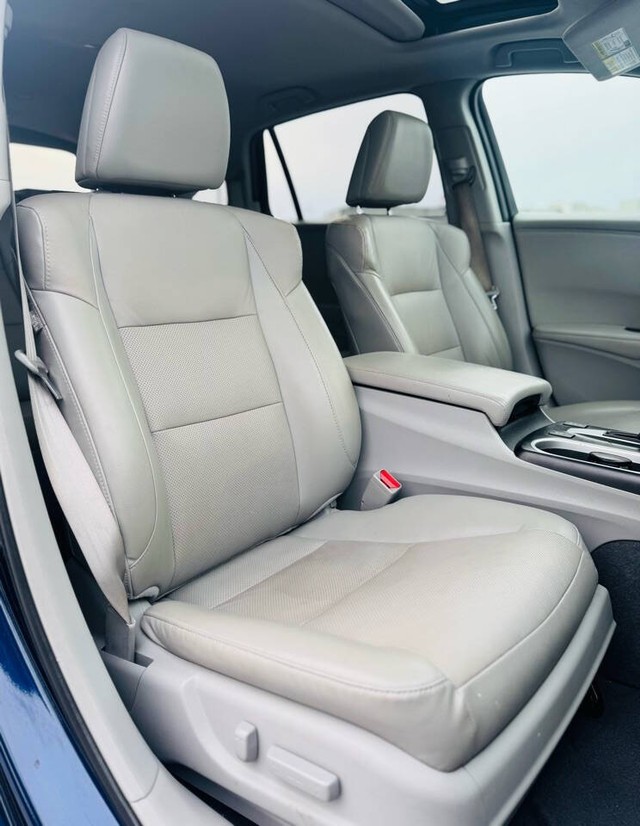 Acura RDX Vehicle Full-screen Gallery Image 29