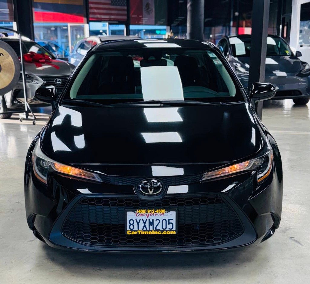 Toyota Corolla Vehicle Full-screen Gallery Image 03