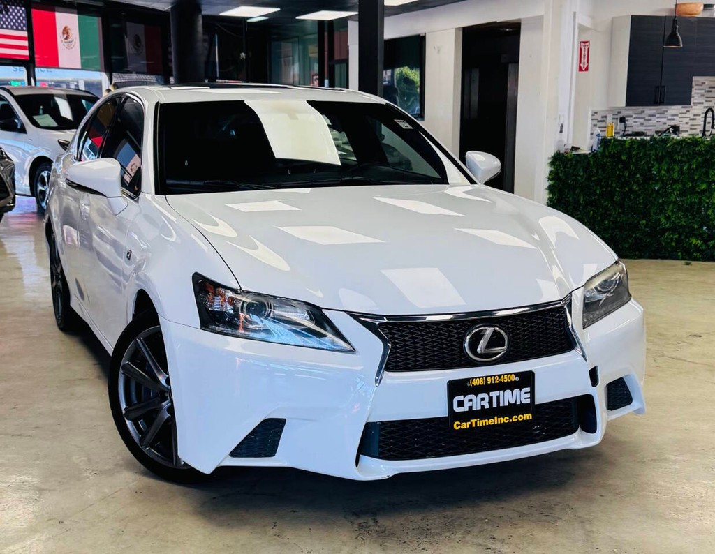 Lexus GS 350 Vehicle Full-screen Gallery Image 02