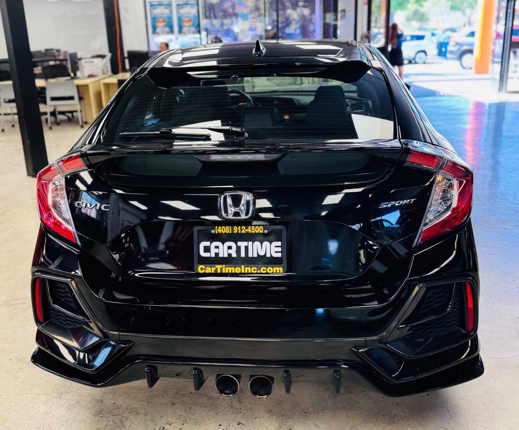 Honda Civic Hatchback Vehicle Full-screen Gallery Image 04