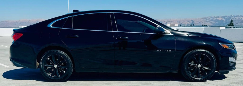 Chevrolet Malibu Vehicle Full-screen Gallery Image 06