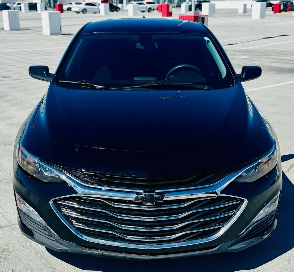 Chevrolet Malibu Vehicle Full-screen Gallery Image 11