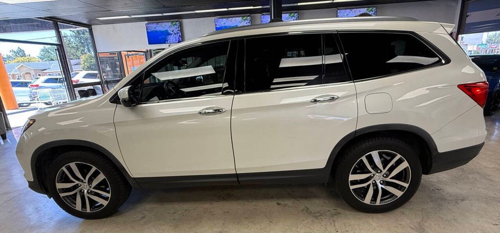 Honda Pilot Vehicle Full-screen Gallery Image 04