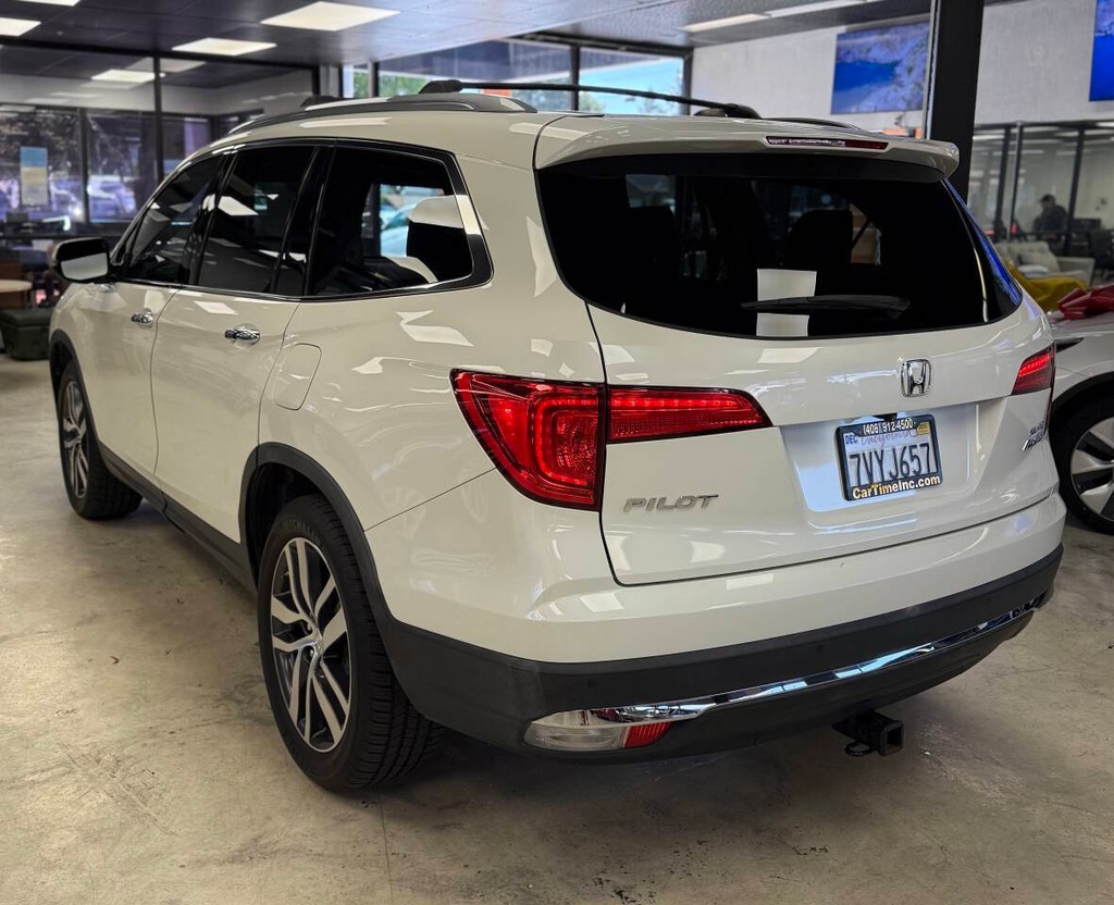 Honda Pilot Vehicle Full-screen Gallery Image 06