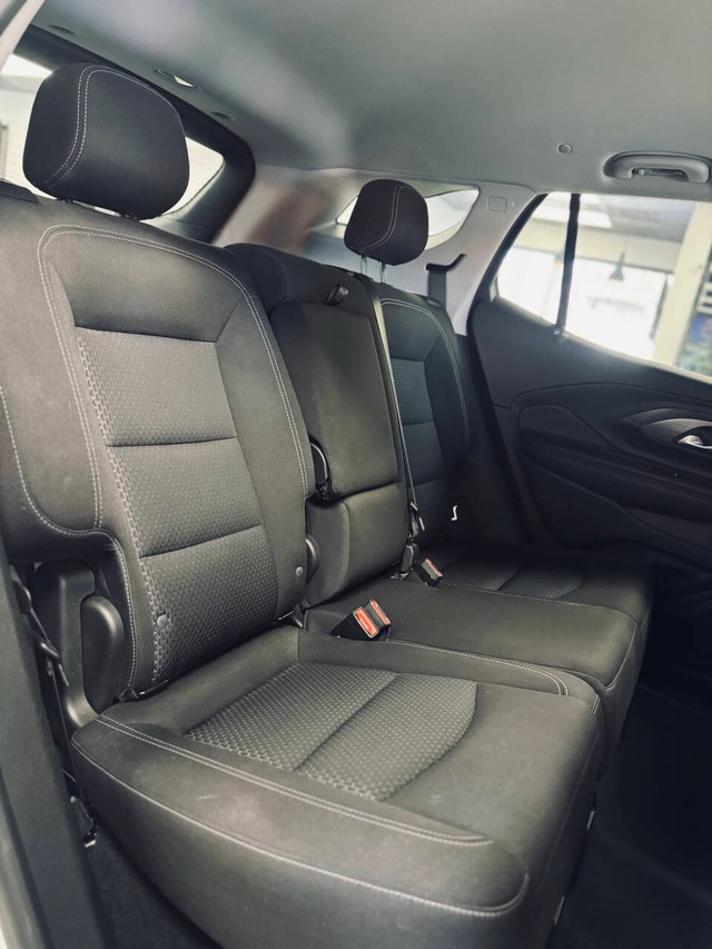 GMC Terrain Vehicle Full-screen Gallery Image 15