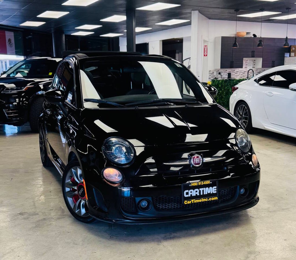 FIAT 500c Vehicle Full-screen Gallery Image 02