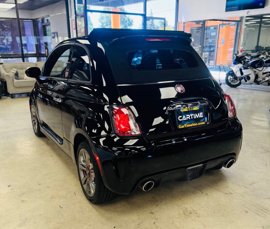 FIAT 500c Vehicle Full-screen Gallery Image 03