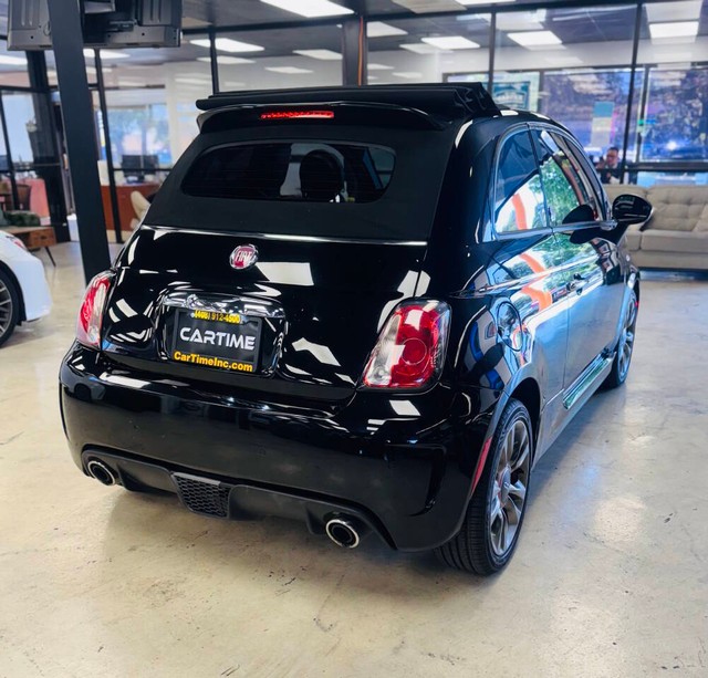 FIAT 500c Vehicle Full-screen Gallery Image 05