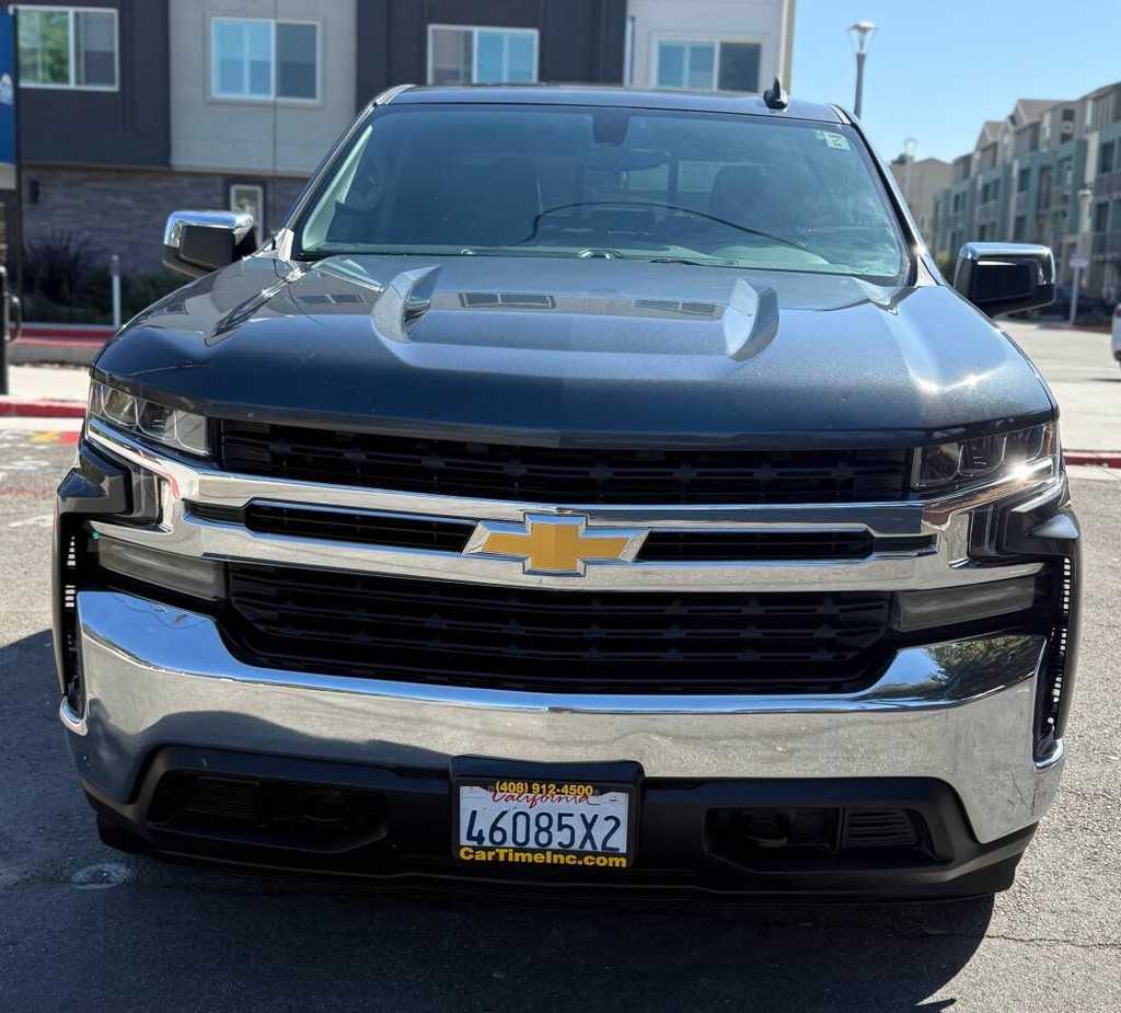 Chevrolet Silverado 1500 Vehicle Full-screen Gallery Image 02