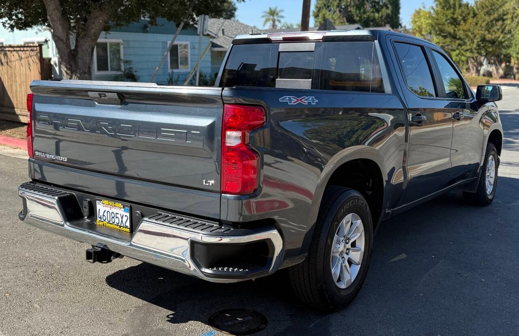 Chevrolet Silverado 1500 Vehicle Full-screen Gallery Image 06