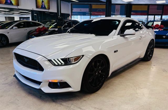 more details - ford mustang