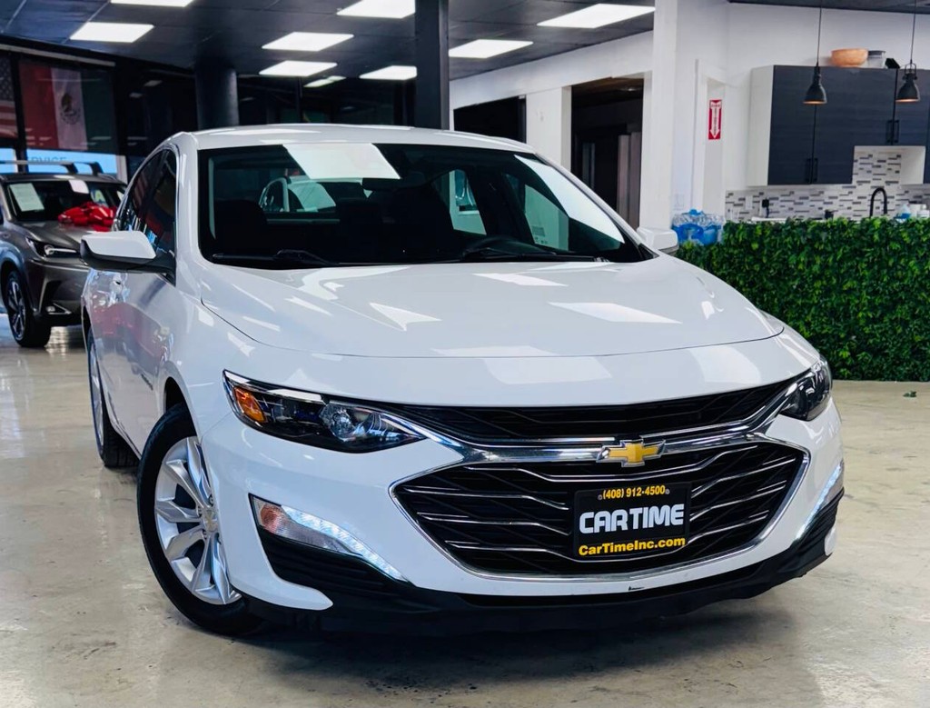 Chevrolet Malibu Vehicle Full-screen Gallery Image 02